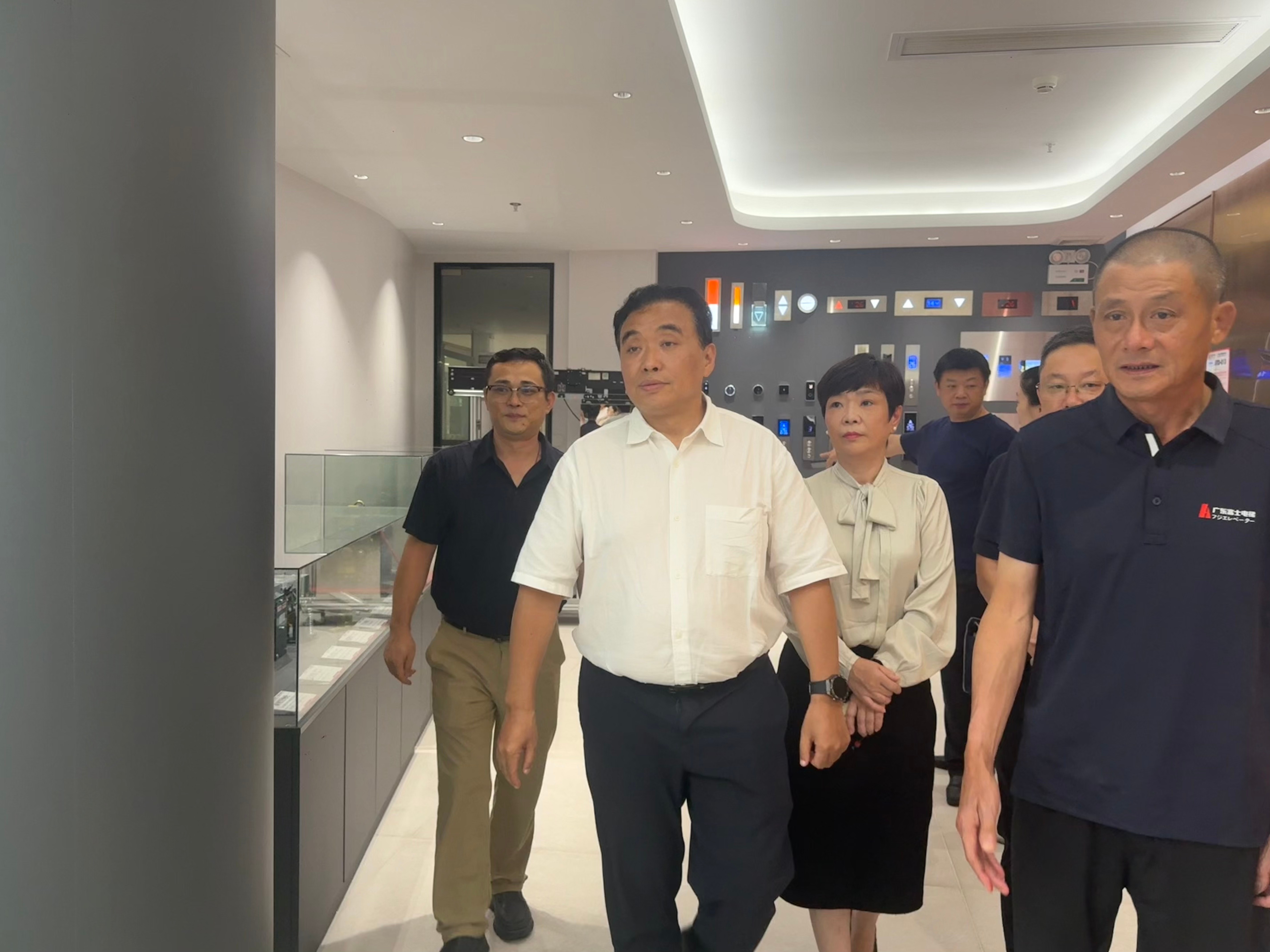 湘粤相依 侨联赋能｜湖南省、市侨联领导莅临OB电竞-OB电竞(中国)-
视察指导！